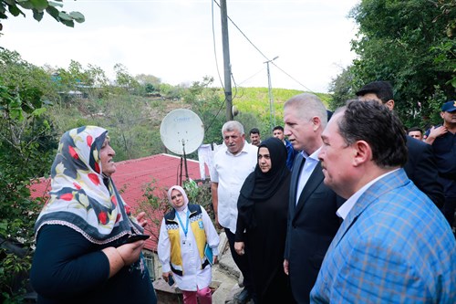 Sayın Valimiz Davut GÜL, Su Baskınından Etkilenen Pirinççi Mahallesi'ni Ziyaret Etti